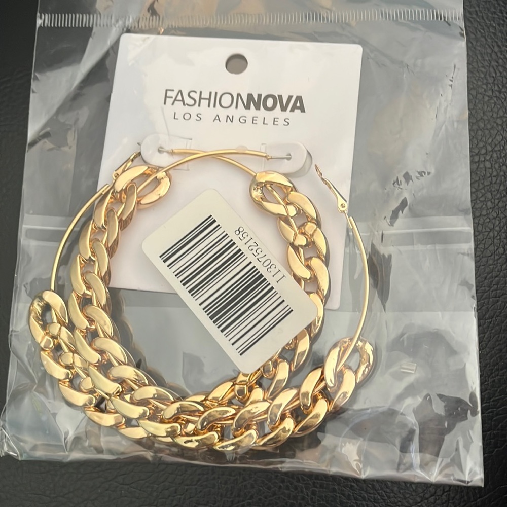 Chained to you, Hoop Earrings